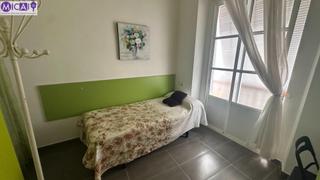 Appartamento en La Caleta - La Via. Amplia vivienda en el centro de cdiz