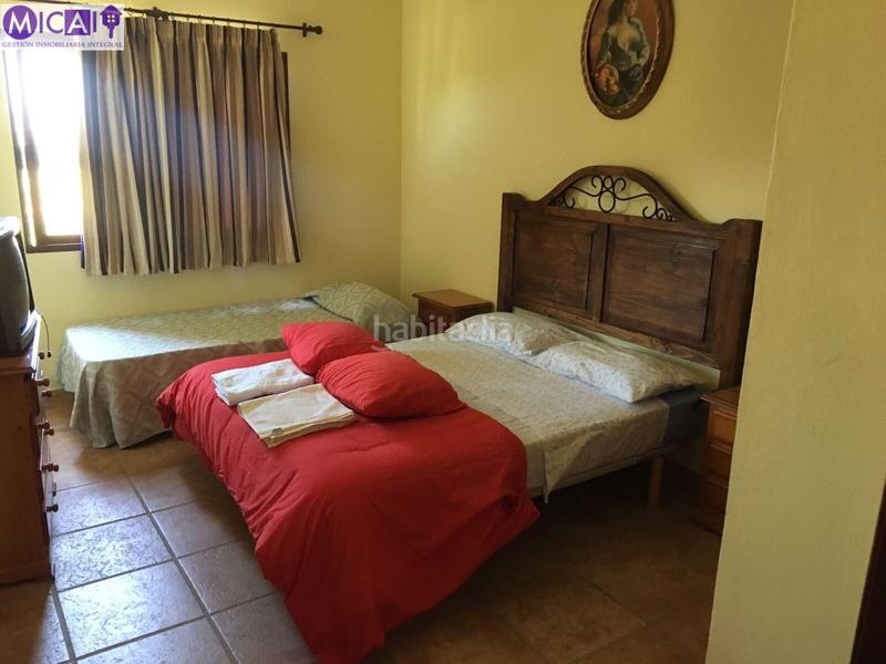 Foto 09e01a9b-3df9-4ce4-9b34-f38c4d484c65. Chalet with parking in Conil Conil de la Frontera