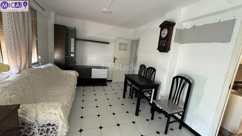 Foto 355c3292-3e1b-4657-ac4f-1e9b883fef69. Piso encantador piso en san felipe, tu oportunidad de rehabilitar a tu estilo! en Cádiz