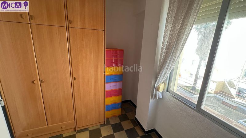 Foto 5aa3338d-46b7-425e-82f7-111843941a33. Piso encantador piso en san felipe, tu oportunidad de rehabilitar a tu estilo! en Cádiz