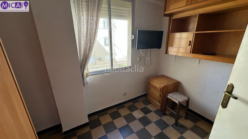 Foto ab3531ab-f6b6-4806-a56a-158f8454bac1. Piso encantador piso en san felipe, tu oportunidad de rehabilitar a tu estilo! en Cádiz