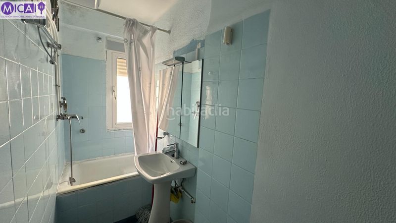 Foto c4776d8c-7ffe-426f-88f2-c96bf67fec61. Piso encantador piso en san felipe, tu oportunidad de rehabilitar a tu estilo! en Cádiz