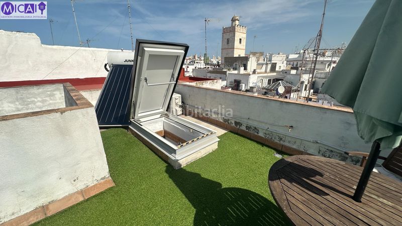 Foto a6444704-3fd8-44ab-873c-5c17d3cd3763. Pis a Centro Histórico Cádiz
