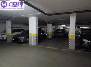 Parking coche en Barriada Río San Pedro. Amplio garaje en barriada río san pedro  oportunidad única