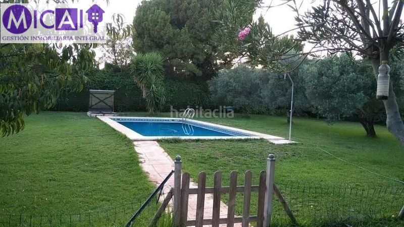 Foto 254f570e-a796-4dae-9d3f-fde7b57e935a. Xalet amb piscina a Centro Puerto Real