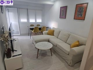 Location Appartement  Calle velazquez. Alquiler por temporada  barrio la laguna