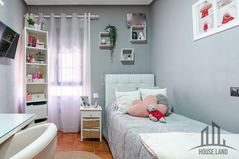 Foto 79f09c74-3974-42a6-b0e7-4651e74c2bce. Casa amb calefacció a Ribatejada