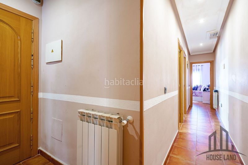 Foto 99aef3a6-58e9-436b-b875-8b698b7e437c. Casa amb calefacció a Ribatejada