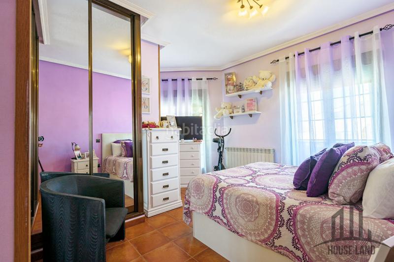 Foto a06924ff-9b83-42b4-8279-c3ccdc4e052c. Casa  independiente situada en Ribatejada