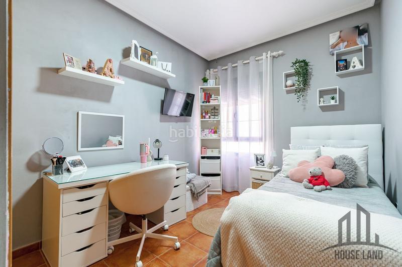 Foto c76c0775-c1c3-47f6-9670-c3881c9a526f. Casa  independiente situada en Ribatejada