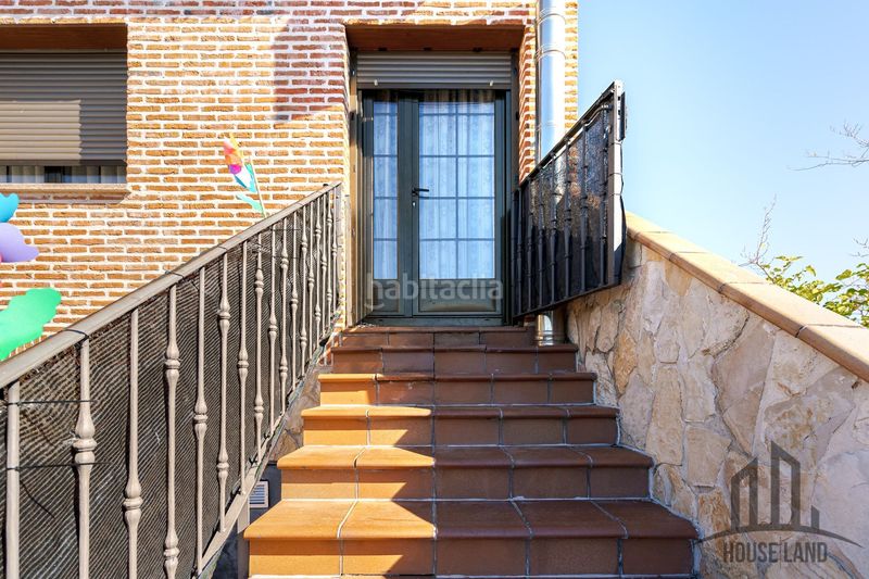 Foto d2839f1f-f254-4000-877d-45dfa5d5a25b. Casa amb calefacció a Ribatejada