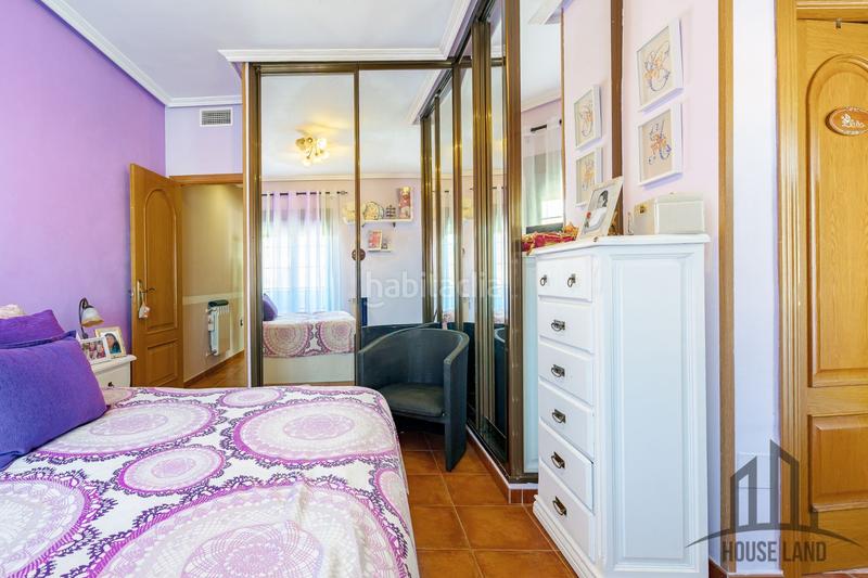 Foto f48c0048-d692-4723-9fbb-7def380b5f47. Casa  independiente situada en Ribatejada