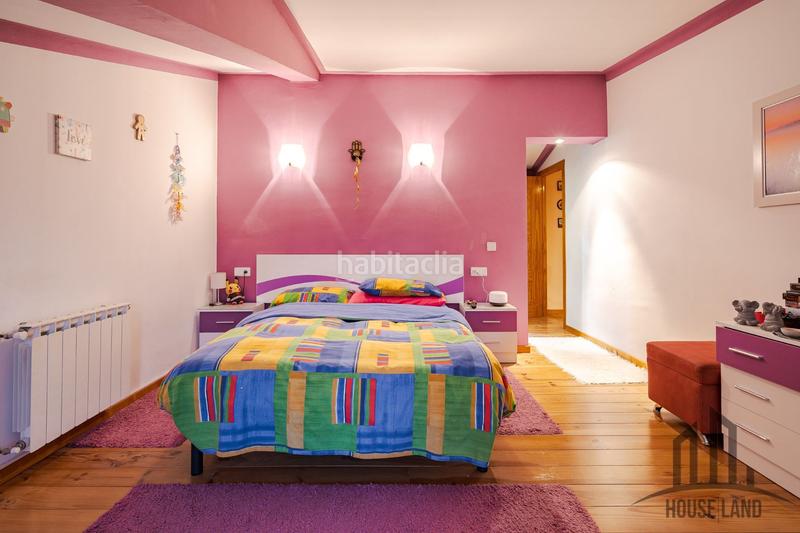 Foto 66a777f8-60a9-4f9c-b2de-b28aff11f94d. House with heating in Fuentenovilla