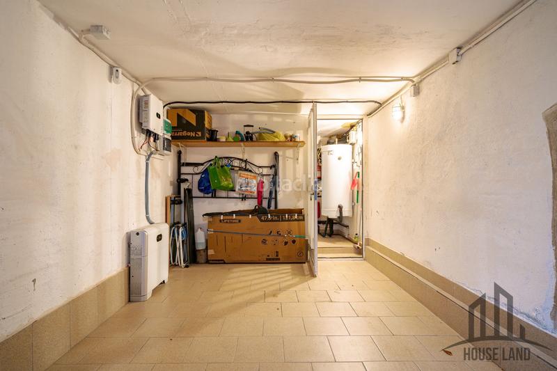 Foto f12cbbaf-2f04-4d33-add2-5e020b40d7f6. House with heating in Fuentenovilla