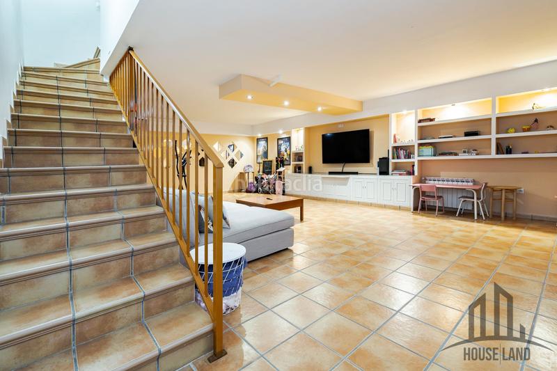 Foto 31033239-7986-41e5-a9d3-cf94daa6c0d2. Casa adosada en Cobeña