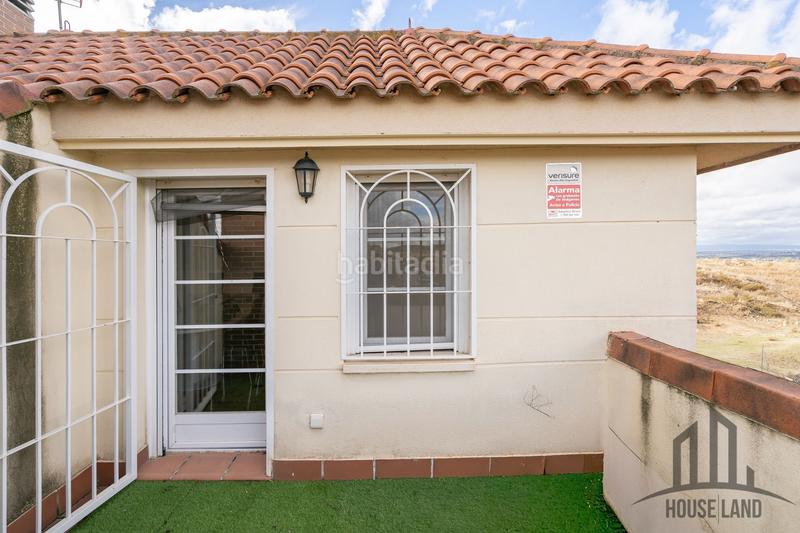 Foto 3850fdd6-c928-47d9-8681-8fe9589277d8. Casa adosada en Cobeña