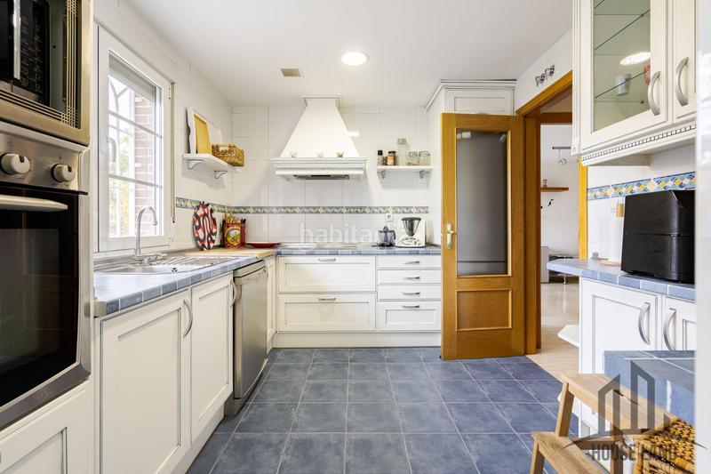 Foto 7a4e90bd-1328-4b93-9394-5e73eab63d40. Maison jumelée avec chauffage dans Cobeña