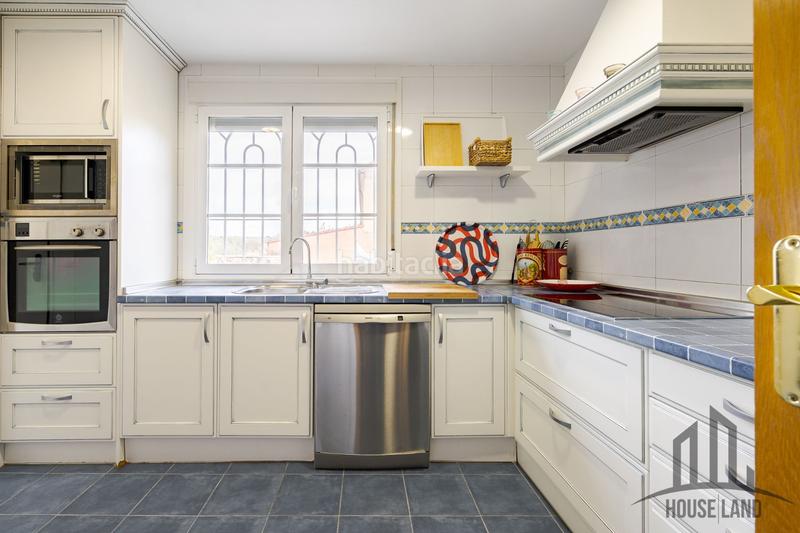 Foto cf0de6e9-e2c6-4af1-b4e0-8e776fe2bfd9. Maison jumelée avec chauffage dans Cobeña