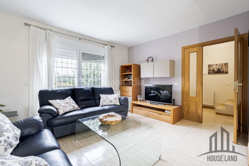 Foto f0d5232e-a26f-4b77-a396-857b51e4c591. Maison jumelée avec chauffage dans Cobeña