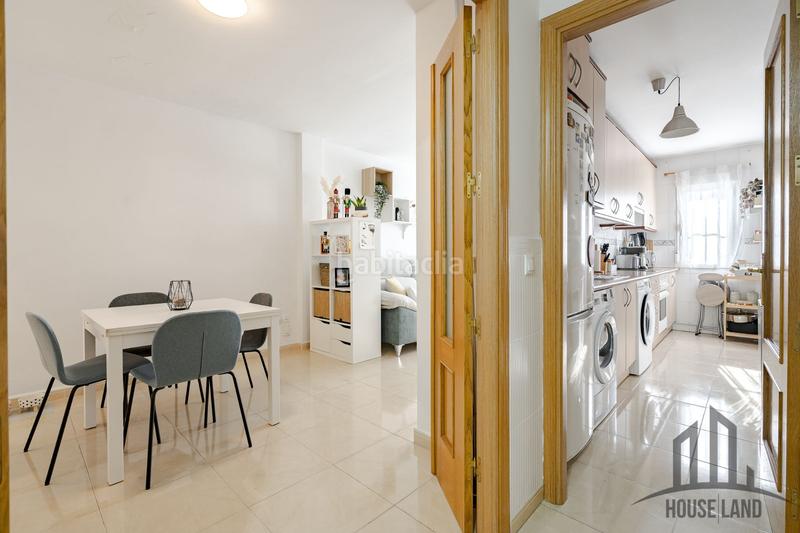 Foto d32858a8-b5b3-43f8-9c72-7a5f42545257. Piso en Casar (El)