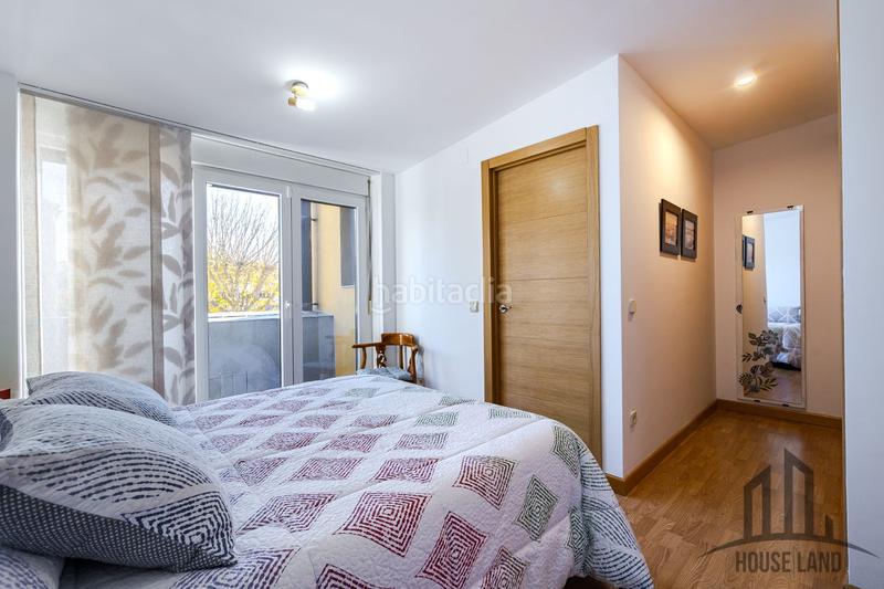 Foto 8f25a89f-c6be-4cb4-a99b-7e1d9bbded01. Casa adossada amb calefacció a Valdepiélagos