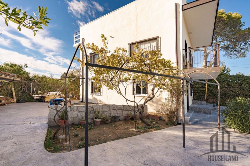 Foto da4b3ee8-593a-40bd-a8cd-dc76d0125808. Casa en Ribatejada
