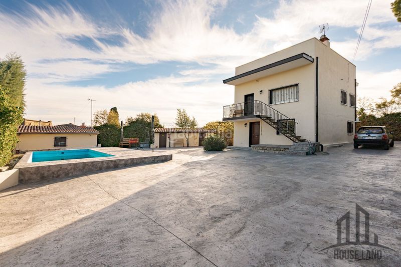 Foto db9206e2-8435-4801-91d9-793afb98c3a5. Casa en Ribatejada