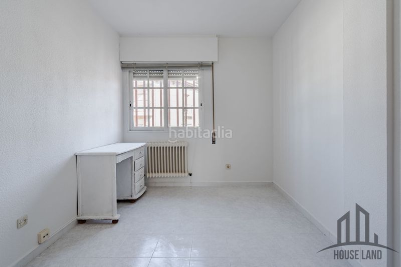 Foto c4bf6087-0337-42ed-bd78-af376faf69d9. Maison avec chauffage dans Algete centro Algete