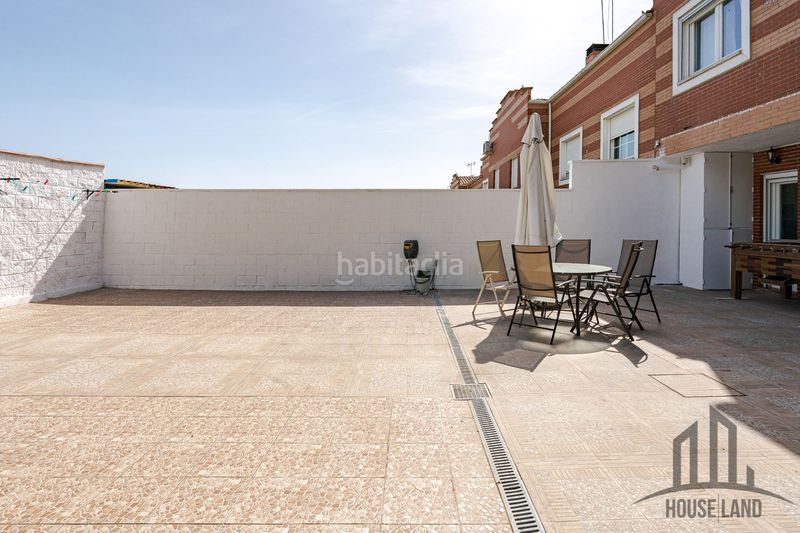 Foto ac60656e-a5a4-4b1b-ba70-78aac5790030. Casa adossada amb calefacció a Meco pueblo Meco