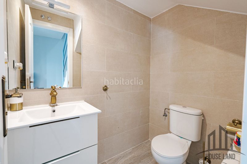 Foto e158669f-1366-4764-86b0-ed23010a345f. Casa adossada amb calefacció a Meco pueblo Meco
