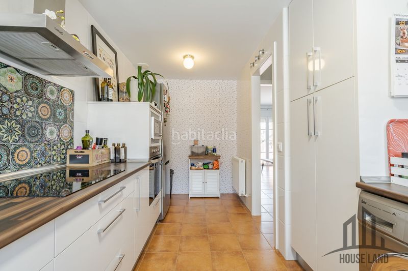 Foto 691bf736-34c7-4313-9bd2-ee3b87fe2471. Maison avec chauffage dans Casar (El)