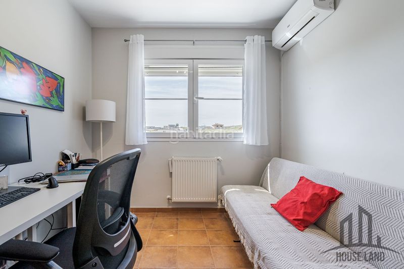 Foto ee7c66ac-c9ea-4c16-8e10-3b3b799be9d3. Maison avec chauffage dans Casar (El)