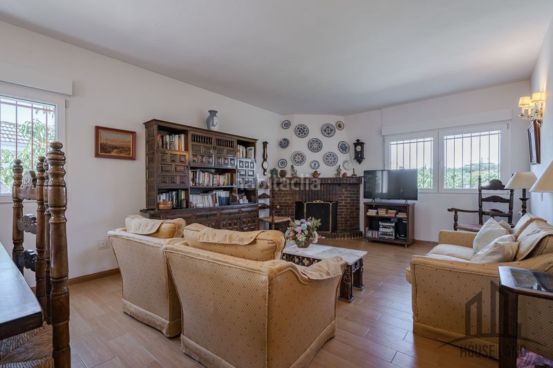Foto a8e2f0c8-4c61-44ca-b941-2b758591dd9d. Casa con riscaldamento in Casar (El)