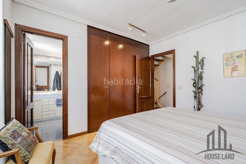Foto f01bd7a5-c6c6-48b1-a305-d4471a521497. Casa adossada amb calefacció a Algete centro Algete
