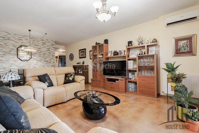 Foto b59286d7-76b0-4668-b0e2-074be9c5b218. Casa adossada amb calefacció piscina a Casar (El)
