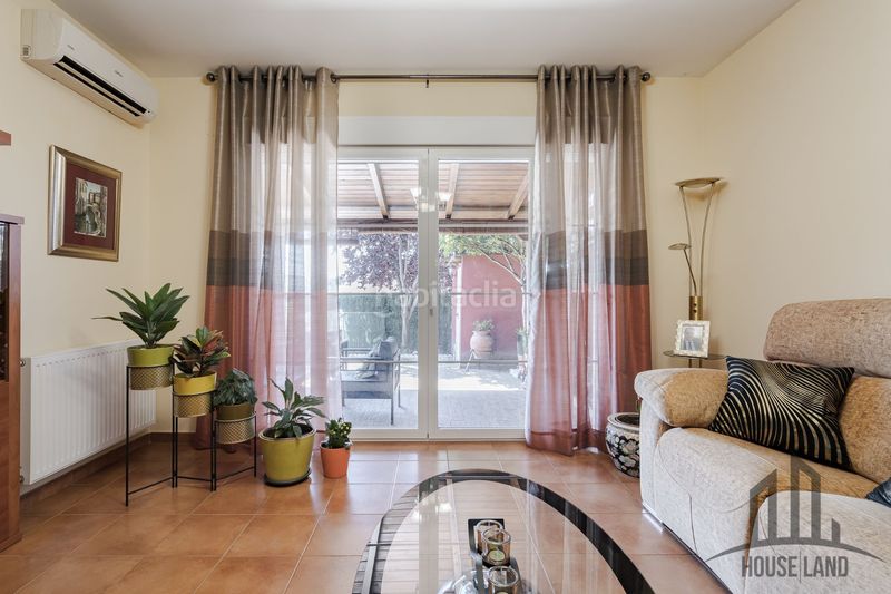 Foto eb4caf70-a43f-461b-a3d3-f1424d431a59. Casa adossada amb calefacció piscina a Casar (El)
