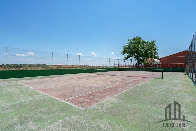 Foto 80d9b51a-46f9-48d3-9842-8f9c481ee9d9. Casa adosada en Algete centro Algete