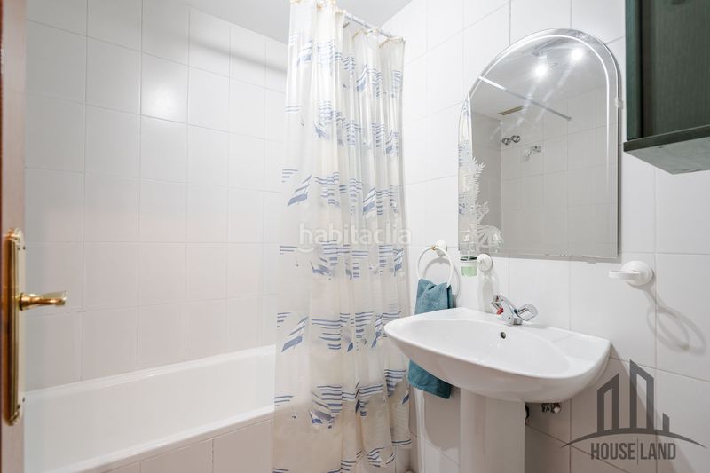 Foto b4afa6bd-7769-4aaa-9db5-356d59fb7b4e. Casa adosada en Algete centro Algete