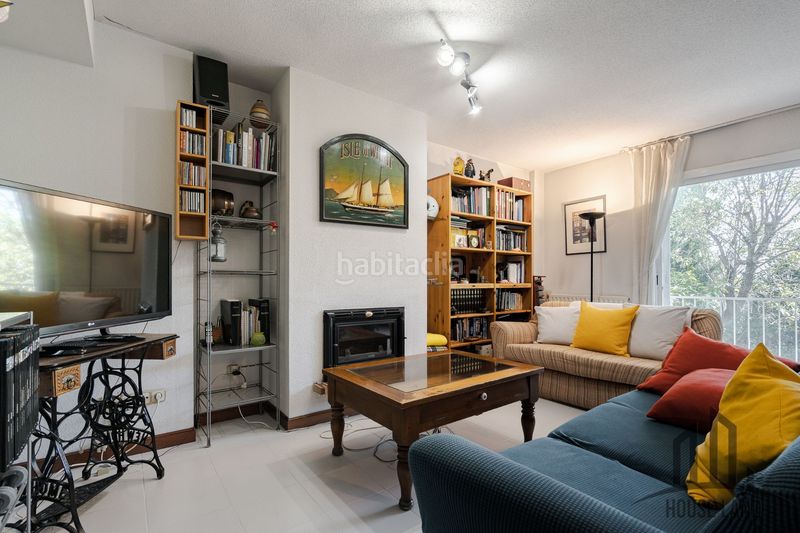 Foto f25a26ca-4618-4988-8111-5e7ddd280308. Casa adosada en Algete centro Algete