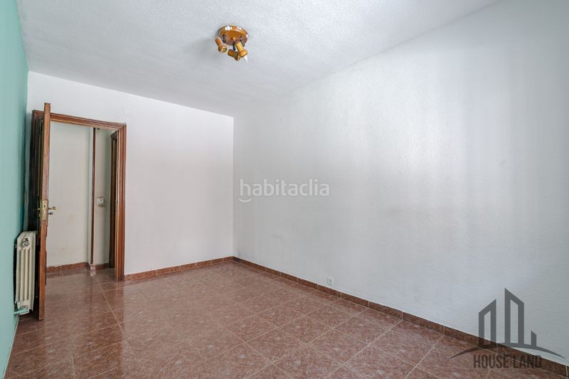 Foto bdb61c71-5a16-49ce-b5d0-36c28b663a27. Pis a isla de sumatra a Tres Olivos-Valverde Madrid