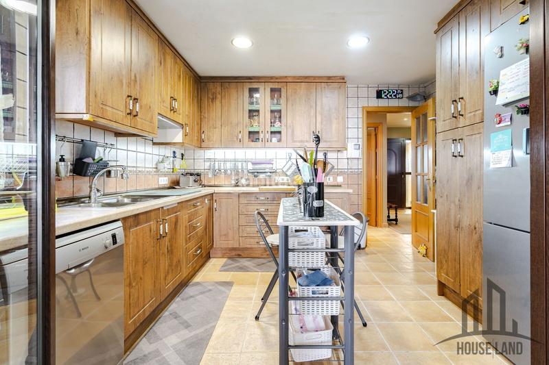 Foto 4504df59-dcfc-44cf-b7dc-ed2fec2e249d. Casa venta en exclusica con houseland servicios inmobiliarios en Casar (El)