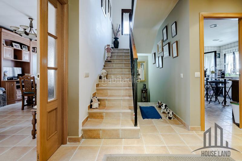Foto 727b8af2-94c8-437e-a157-e99b0bbfce6a. Casa venta en exclusica con houseland servicios inmobiliarios en Casar (El)