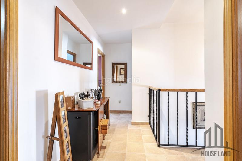 Foto a8bf4c5f-02fb-41ed-bbab-a6f1f1c47bfc. Casa venta en exclusica con houseland servicios inmobiliarios en Casar (El)