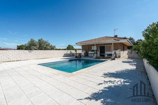 Casa  M103 km26.4