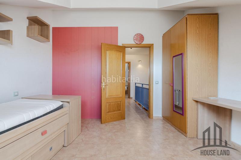 Foto b1558714-937a-4ece-9242-edfd417dab84. Dúplex amb calefacció a Valdetorres de Jarama