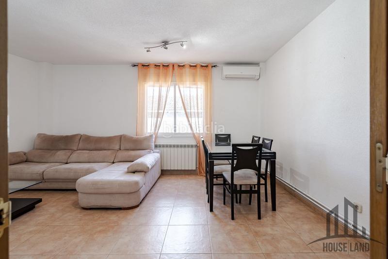 Foto db30d3ae-a6ca-41f3-a85a-8f118c3bf248. Dúplex amb calefacció a Valdetorres de Jarama