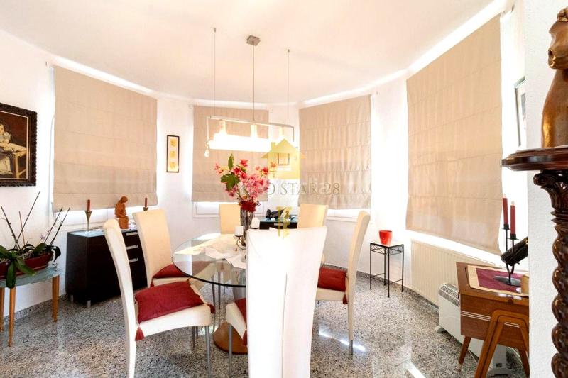 Foto 0c7736b4-7b6b-474a-be2d-bb6cc1aa9ba2. Casa amb calefacció piscina a Carmençó Empuriabrava