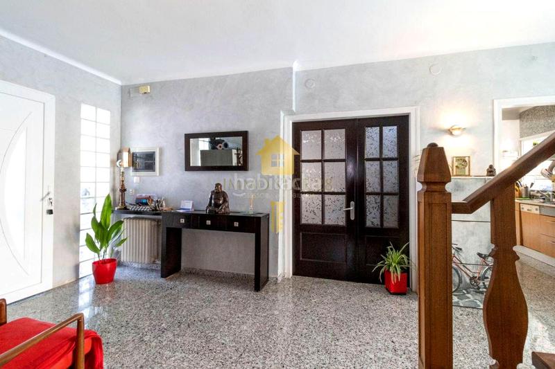 Foto 2d38201d-400d-4862-aa5b-7929c817ad4c. Casa amb calefacció piscina a Carmençó Empuriabrava