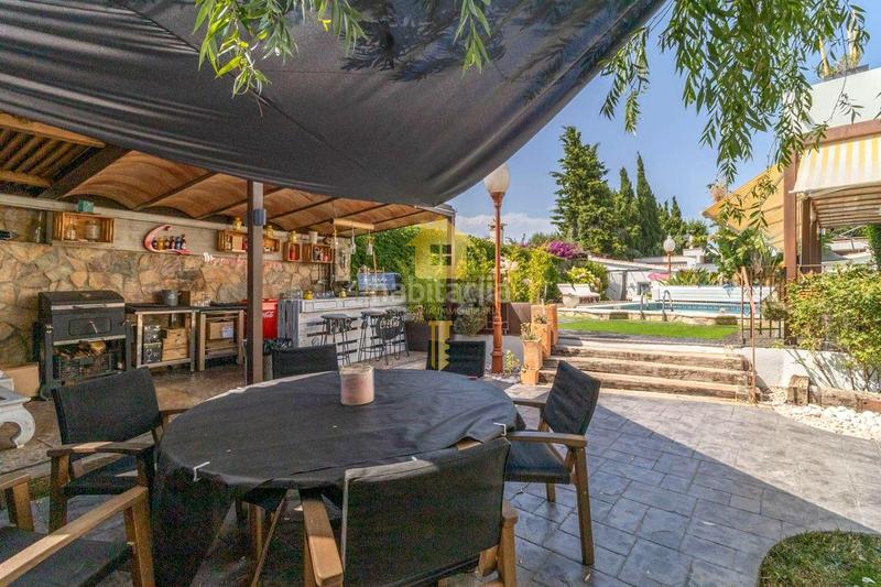 Foto 3cb94af7-f5ff-40bb-bbd2-7447a29eda29. Casa amb calefacció piscina a Carmençó Empuriabrava