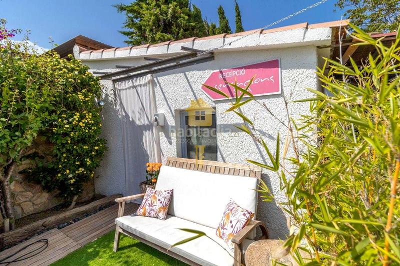 Foto 63aa67e6-c9cf-448b-bb5d-7ff5e5d29f4d. Casa amb calefacció piscina a Carmençó Empuriabrava